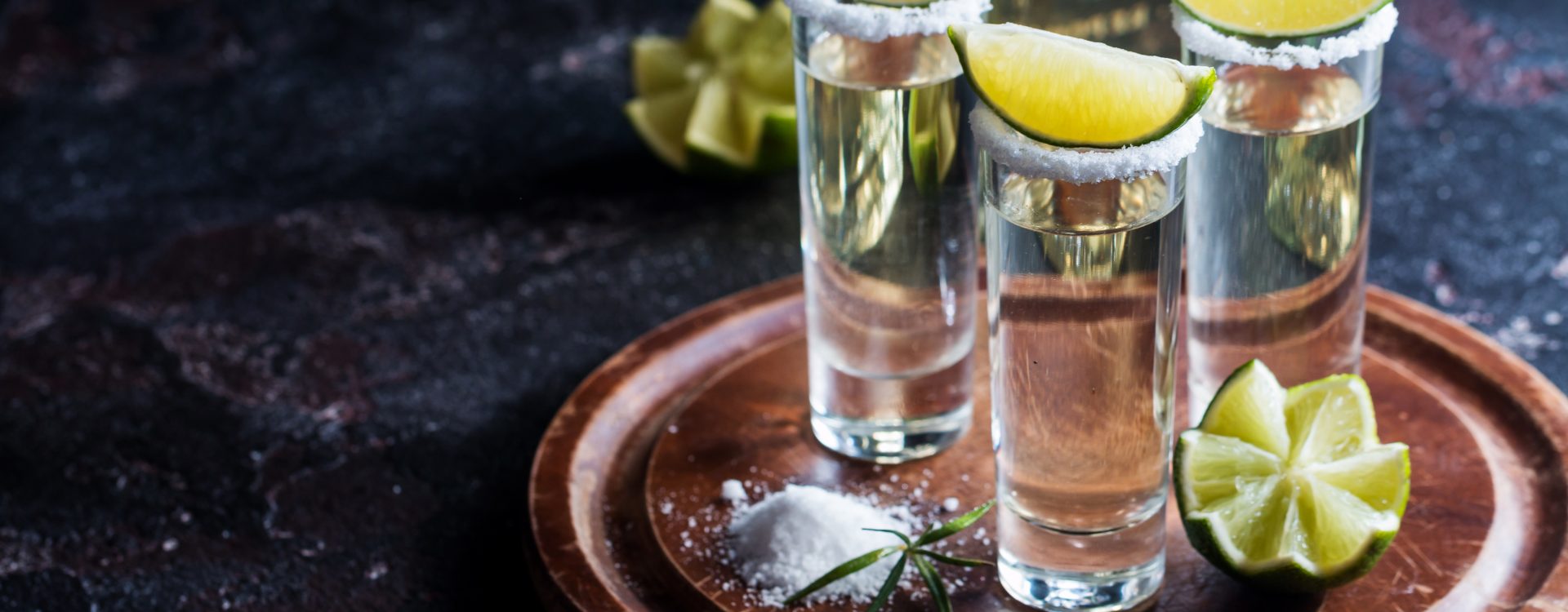 //testsub.salatina-mannheim.de/wp-content/uploads/2022/11/Getraenk-mit-Lemon-1920x750-1.jpg